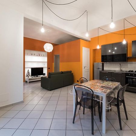 Appartement Cinema Art Luxury Flat à Turin Extérieur photo